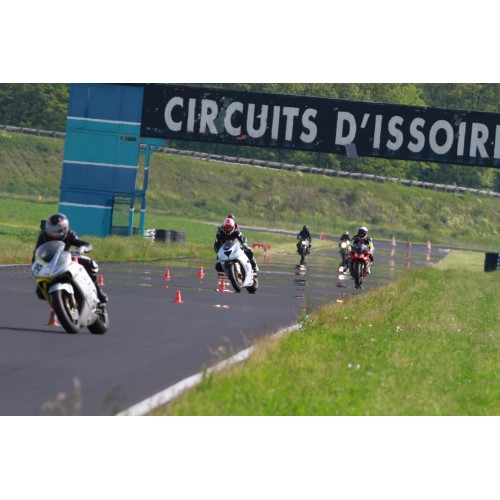 stages moto circuits d'issoire
