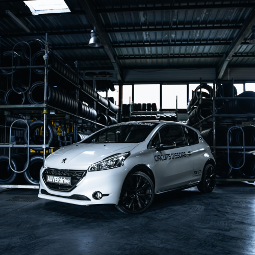 Stage de pilotage 208 GTi sur le circuit d'Issoire