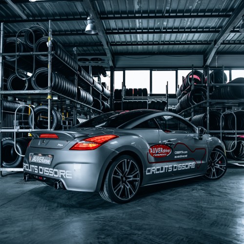 Peugeot RCZ-R sur Circuit d'Issoire