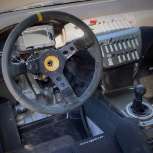 stage Mitsubishi sur les piste terre a du circuit d'issoire