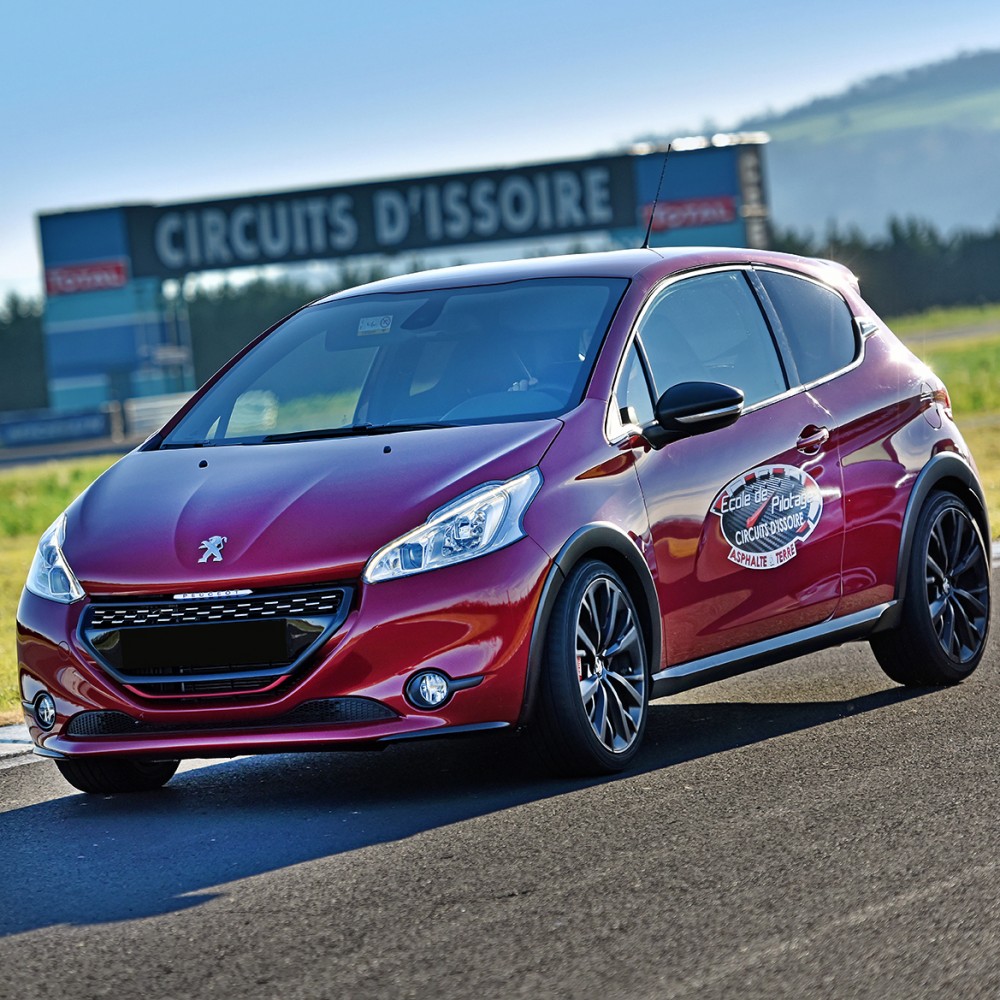 Stage de pilotage 208 GTi sur le circuit d'Issoire