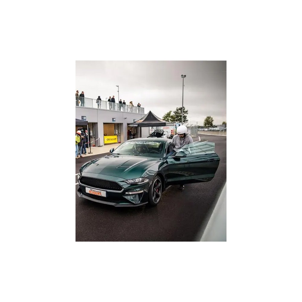 stage pilotage ford mustang bullitt sur le circuit d'Issoire