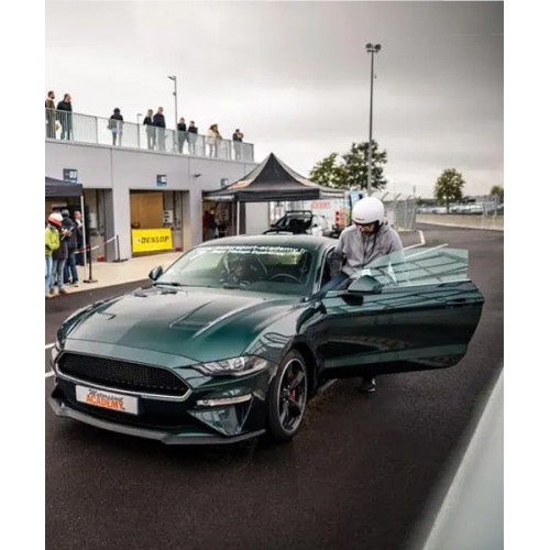stage pilotage ford mustang bullitt sur le circuit d'Issoire