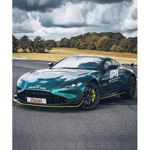stage de pilotage ASTON MARTIN VANTAGE F1 édition sur le circuit d'Issoire