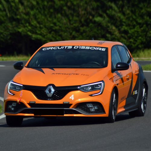 Stage Trio 208 Gti mégane 4 Rs ALPINE A110 sur le circuit d'issoire