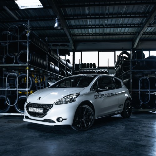 stage multivolant sur le circuit d'issoire 208 GTi Megane 4 Rs