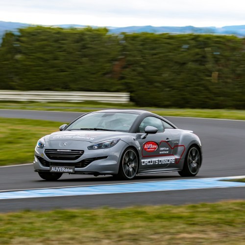 Stage Peugeot RCZ-R sur Circuit d'Issoire