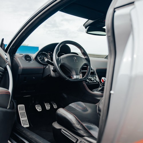 Stage Peugeot RCZ-R sur Circuit d'Issoire